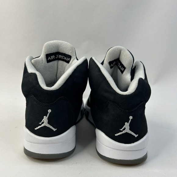 Nike Shoes Air Jordan 5 Retro “Moonlight/Oreo” 2024 - Picture 5 of 9